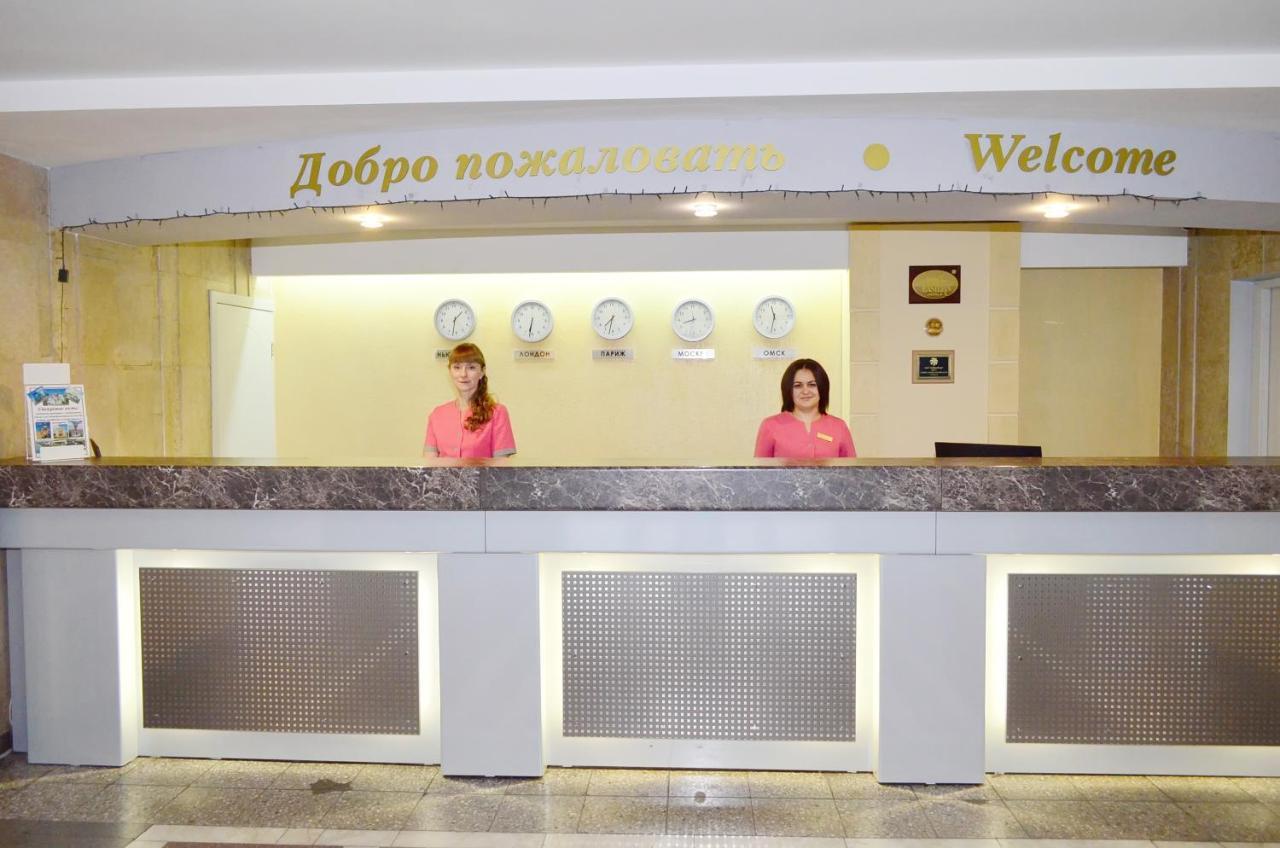 Molodezhnaya Hotel Omsk Dış mekan fotoğraf